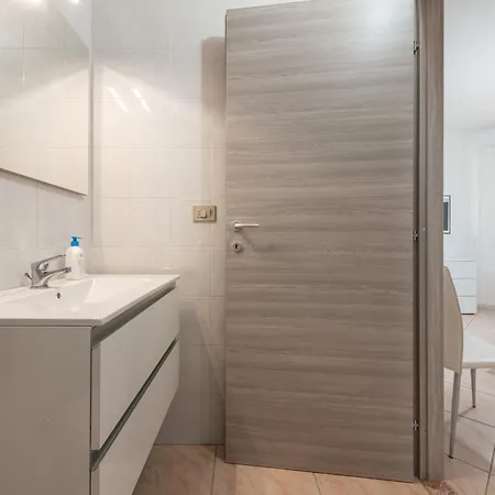 Casa Casi 1 *