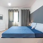 Casa Casi 1 *